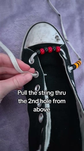 How to put Kandi Bead on Your Shoes !!