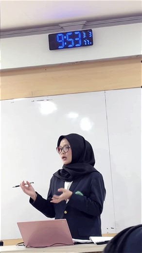 Syarat menulis skripsi itu apa teman-temannnn?🤪 #capcut #fyp #farmasi