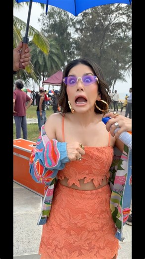 It’s mandatory😂 . . #sunnyleone | Sunny Leone