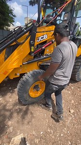 JCB BS4 engine oil level mark | Narayan Jadhav