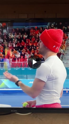 I’ve been glued to the Olympics this week. As a human movement scientist, I don’t only watch the performance. I watch what happens before the performance. Yesterday, during the men’s 1000m final at… | Janine Stubbe