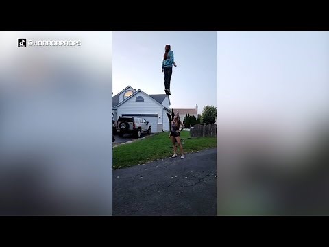 "Stranger Things" Halloween display features Max "floating"