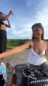 Island workout vibes!