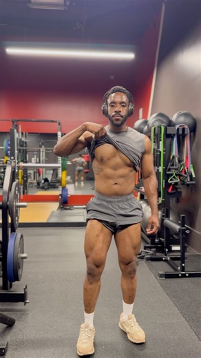 How I Build Muscle & Stay Lean With Total Body Training