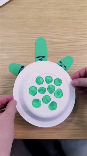 Easy paper turtles to make with kids