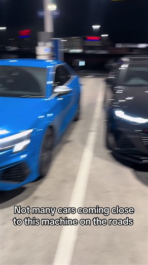 #sircolgate #viral #fyp Not many cars coming close coming close to this machine in the roads @MS_RS6