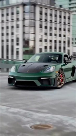 Porsche 718 Cayman GT4 RS 💚 British Racing Green Beauty! #Porsche #GT4RS