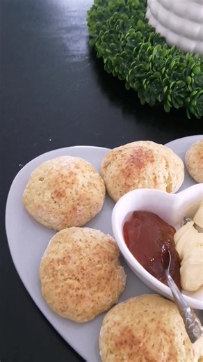 1.1K views · 23 reactions | When guests are arriving late and there won't be time to make food...it's not much... But hopefully it helps ❤️ | Weskus Hoekie, St Helena baai, 0845934447 | Facebook