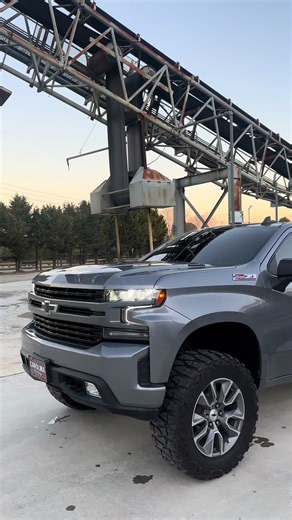 Choosing Between Paint Match or 6’s for Your Truck