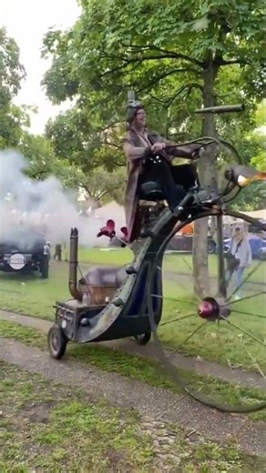 𝐒𝐭𝐞𝐚𝐦𝐩𝐮𝐧𝐤 𝐓𝐞𝐧𝐝𝐞𝐧𝐜𝐢𝐞𝐬 - Steampunk vehicles at Victorian style #automobile