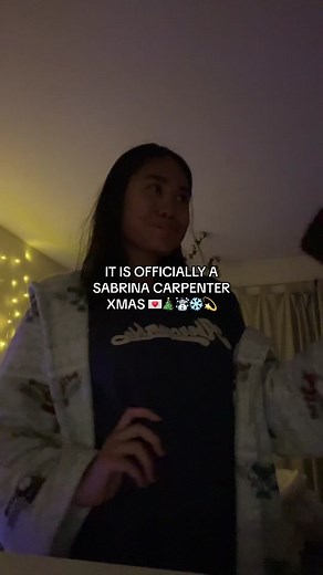 she said “I GOT OPTIONS BABE!” #sabrinacarpenter #emailsicantsend #fruitcake #nonsense #christmas