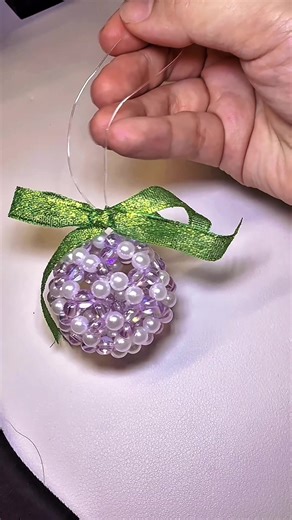 Tutorial beaded ball #beads #chrismast #handmade #diy #tutorialbeads