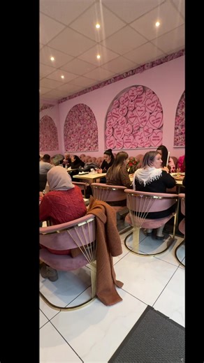 La Juleen® (@la_juleen)’s videos with are you ready? - NEU SONG.