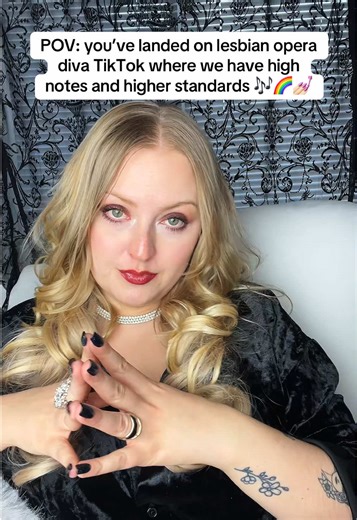 Welcome to the club DIVA 👑 #diva #wlw #operasinger | singing