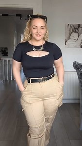 63 reactions · 11 comments | Can't beat cargo trousers  #plussize #fashionstyle #cargopants #clothingreview | Cassie Morrison | Facebook