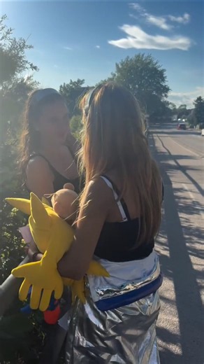 Two Girls Share a Kiss💋👩🏼‍🤝‍👩🏽💕🏳️‍🌈 #Lesbian #CuteCouple #Love #Viral #Romance #Freedom #LGBTQ #WLW