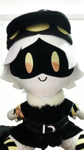 Cosplay Inspiration Featuring Uzidoorman and Drones