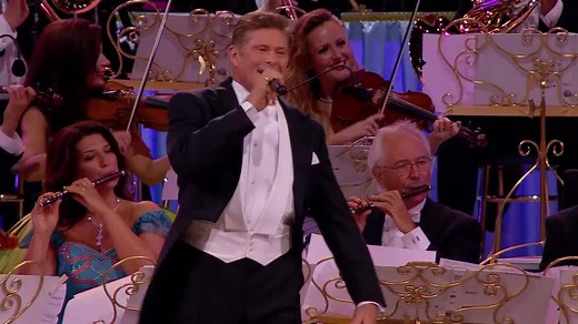 Have a happy weekend! 🥳 David Hasselhoff performing 'Paloma Blanca' from the DVD 'The Magic Of Maastricht', available at http://shop.andrerieu.com | André Rieu