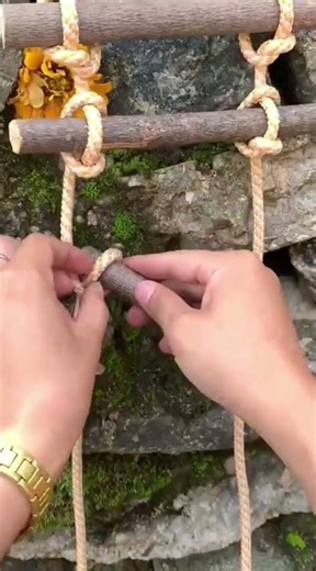 This is one way of tying wood to make a mini ladder.#automobile