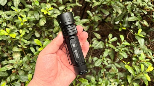 可变出光 6000流明! 奈特科尔EX7 21700手电体验