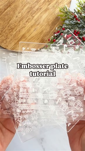 Cake/Baking Supplies > Molds| Embossers| Choc Colouring & More! on Instagram: "A super easy tutorial on how to use embosser plates with fondant! We have 5 Christmas theme embossers available now ✨✨🎄 • • • • SHOP NOW ✨www.itwasalladreamshop.com✨ • • • #cake #caketutorial #bakingsupplies #cakesupplystore #dessert"