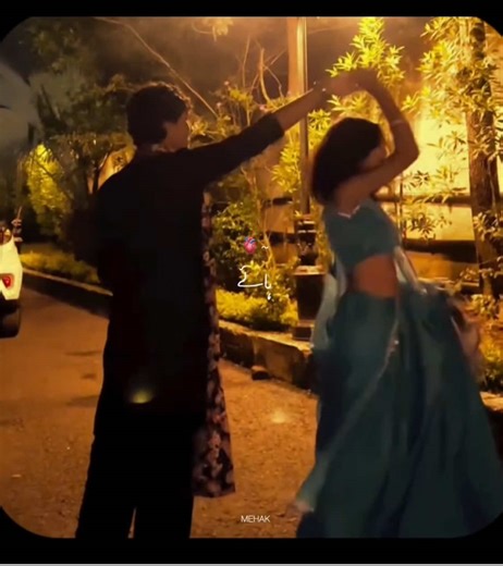 IK JAHAN HAI JAHAN TU OR MEIN AB SATH HEIN