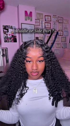 Choosing Between Side Part and Middle Part Hairstyles