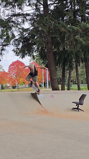 Blunts, ya know what I meannn... ✌️ #skateboard #blunt #afroman #skateboarding #transfer #47 #ND #skateeverydamnday | Hippie Mike