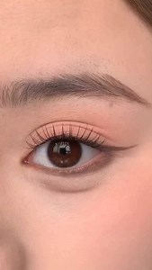 5.8K views · 33 reactions | Enhance your eyes with this soft, lifted look! Just a damp brush, some dark shadow, and a few precise strokes—flattering on every eye shape and perfect for that subtle, defined finish. | Panda Beauty Salon | Facebook