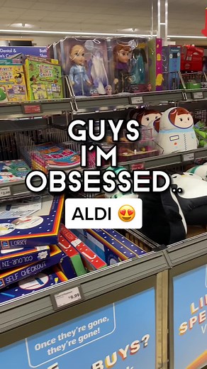 ALDI 😍 New Christmas Bits in Aldi, I’M OBSESSED! 🎅🏼🎄 @aldiuk #aldiuk #aldifinds #aldifindsuk #whatsinaldi #aldi #aldibargains #christmas2022 #christmasgiftideas #christmaspresent #chirstmaspresentideas #giftideas #presentideas What’s new in aldi, aldi Christmas section, aldi finds 2022