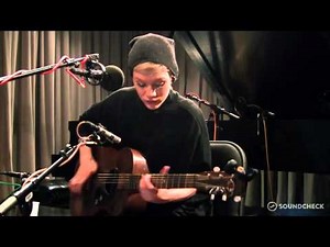 Trixie Whitley: 'Gradual Return,' Live On Soundcheck