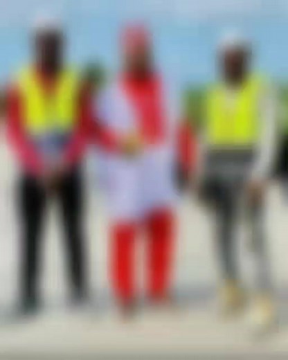 4.2K views · 42 reactions | Voilà la solution pour tous vos problèmes de construction et décoration OBAMA DESIGN la référence @super fans Lamiral Toule de Fingon Tralala - Officiel Poutoulou_øfficiel Poumpoum officiel | BIEN DOZÉ Officiel | Facebook