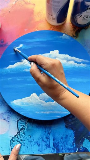 Tutorial for painting clouds with TRITON acrylics on a round canvas ☁🎨 #artmie #kreul ► https://www.artmie.com | ARTMIE