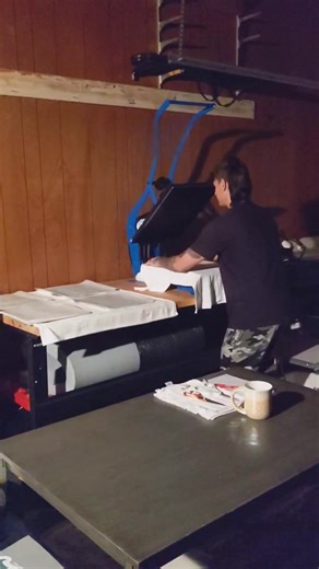 My wife came out and caught me singin praises... Just one of those evenings! Vocals could be better but it's about heart posture, right? 😂 I hope y'all are happy to praise YHWH tonight too! Even if you're working late!!! Love y'all!!! She didn't think I saw her... I saw er... Tryna creepuponme'!!! 😂 | Nicky Gracious