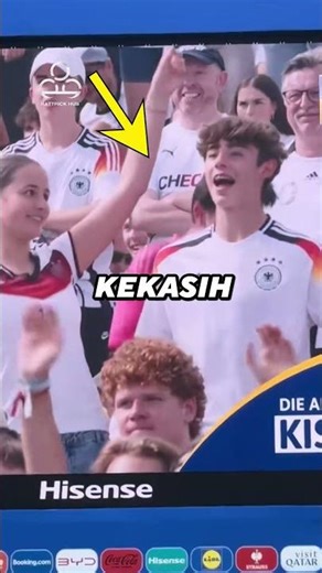 This Kiss Cam recording ☠️ #football