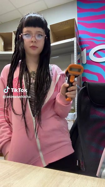 матильда (@animesnhicha)’s videos with оригинальный звук - limon4ik355_