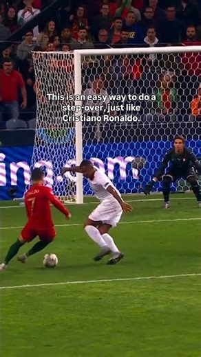 “Wrong step-over? ❌ I’ll show you the CR7 way 🔥⚽ #shorts #cristiano #football