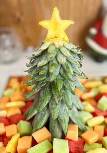 Pineapple Christmas Tree Fruit Platter Ideas