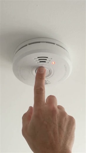 Do This Before Winter! 🔥 Test Your Smoke Alarm #diyhome #home #roofing #homedecor #security