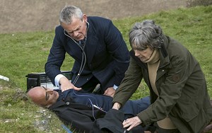 The Doctor Will Dis You Now — But With ‘Doc Martin,’ You’ll Love Every Minute