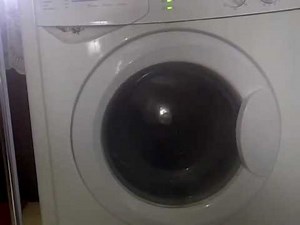 Indesit Washing Machine Program 3, 1400rpm displaying error code?