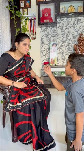 Vayasuki minchina panulu 🤣 || #jayaammulu #jayaprada #saipavani #trending #ownvoice #comedy