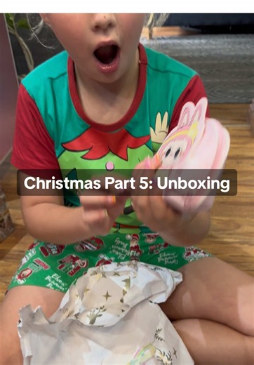 Persentjies Oopmaak met Macey: Kersvader se Geskenke