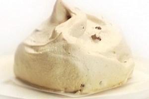 Espresso Chip Meringues