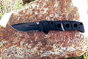 Review: Benchmade Adamas 275 Hard Use Folding Knife - OutdoorHub