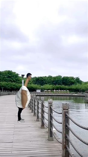 👂ASMR AMERICA'S ORIGINAL DUBBLE BUBBLE GUM GRAPE FLAVOR ANDEATING SOUNDS #asmr #shorts