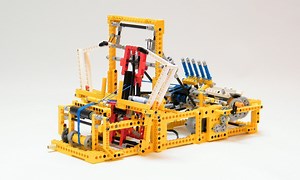 LEGO MOC-2416 Small Mechanical Loom (Technic 2014)