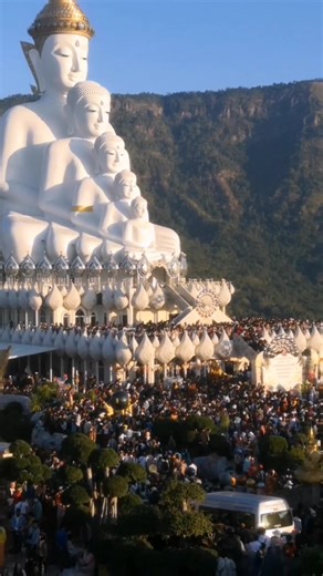 วัดผาซ่อนแก้ว ท่องเที่ยวที่เขาค้อ เพชรบูรณ์