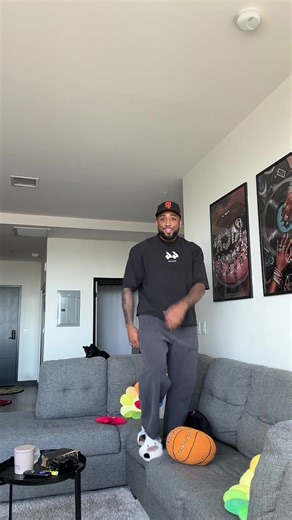 Somebody get me off the damn couch | Couch