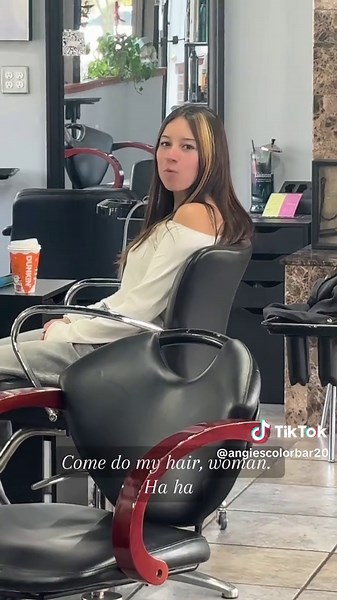 Salon life #stylist #hairsalon #angiescolorbar #fyp #foryoupage